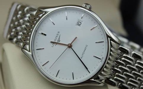 佛山浪琴維修店(浪琴手表表蒙壞了怎么辦)