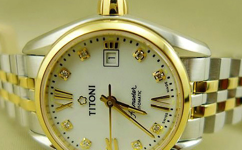 梅花手表保養(yǎng)一次需要幾天(應對梅花手表表殼破裂的情況)